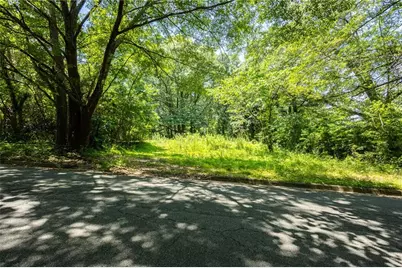 1095 Northwest Drive, Atlanta, GA 30318 - Photo 17