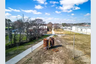 1095 Northwest Drive, Atlanta, GA 30318 - Photo 29