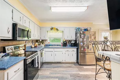 4060 Grove Trail, Loganville, GA 30052 - Photo 9