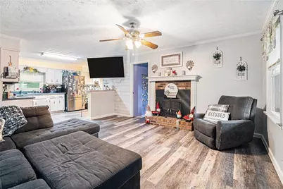 4060 Grove Trail, Loganville, GA 30052 - Photo 5