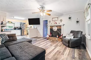 4060 Grove Trail, Loganville, GA 30052 - Photo 5