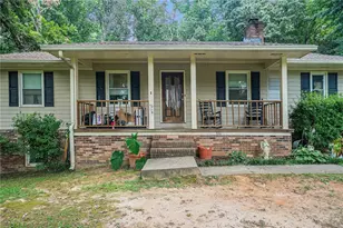 4060 Grove Trail, Loganville, GA 30052 - Photo 3