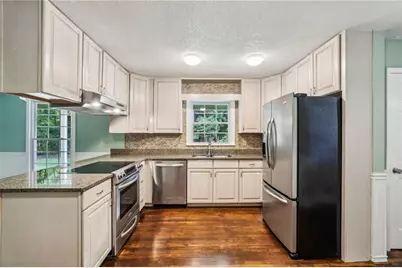 4645 Shallowford Road, Roswell, GA 30075 - Photo 11