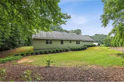 4645 Shallowford Road, Roswell, GA 30075 - Photo 31