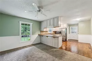 4645 Shallowford Rd, Roswell, GA 30075 - Photo 9