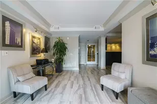 1074 Peachtree Walk NE, Atlanta, GA 30309 - Photo 15