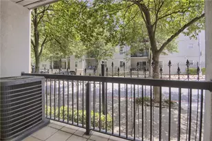 1074 Peachtree Walk NE, Atlanta, GA 30309 - Photo 13