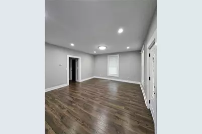 16 Johnson Road NW, Atlanta, GA 30318 - Photo 9