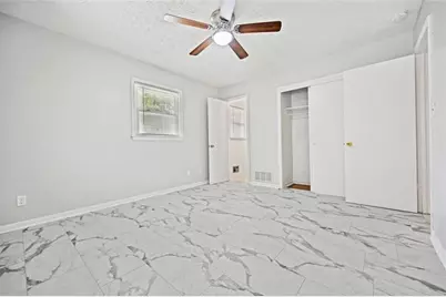 7039 Rockbridge Road, Stone Mountain, GA 30087 - Photo 17