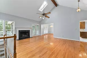 2035 Arbor Forest Dr SW, Marietta, GA 30064 - Photo 9