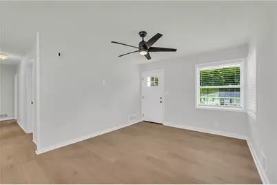 2048 Claude Street NW, Atlanta, GA 30318 - Photo 11