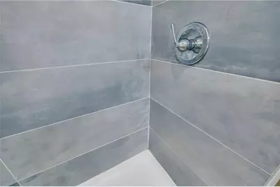 2048 Claude Street NW, Atlanta, GA 30318 - Photo 37