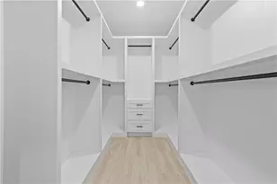 171 Honeysuckle Cir, Lawrenceville, GA 30046 - Photo 11