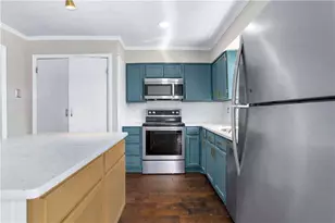 6520 Roswell Rd, Sandy Springs, GA 30328 - Photo 13