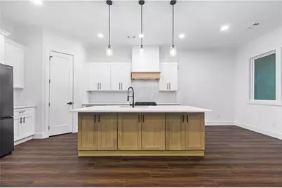 270 Honeysuckle Avenue, Lawrenceville, GA 30046 - Photo 5