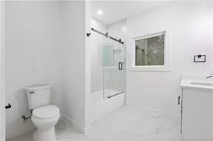 270 Honeysuckle Ave, Lawrenceville, GA 30046 - Photo 25