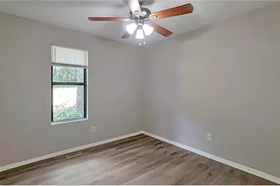 4055 Chimney Ridge Way, Ellenwood, GA 30294 - Photo 11