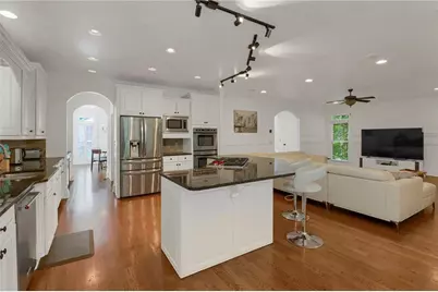 7967 Magnolia Square, Atlanta, GA 30350 - Photo 7