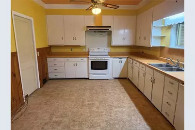 998 Highland Circle SE, Conyers, GA 30012 - Photo 13