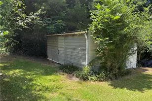 998 Highland Cir SE, Conyers, GA 30012 - Photo 37