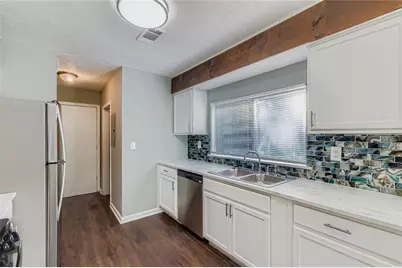 8958 Sterling Ridge Lane, Jonesboro, GA 30238 - Photo 7