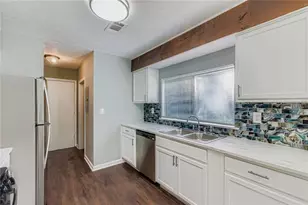 8958 Sterling Ridge Ln, Jonesboro, GA 30238 - Photo 7