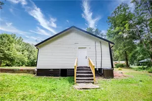 206 Walker Dr, Monroe, GA 30655 - Photo 5