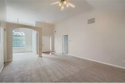 4642 Devencrest Lane, Buford, GA 30519 - Photo 7