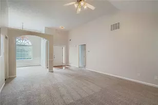 4642 Devencrest Ln, Buford, GA 30519 - Photo 7