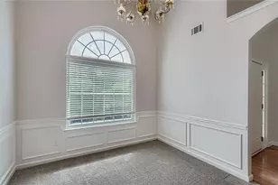 4642 Devencrest Ln, Buford, GA 30519 - Photo 9