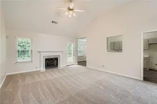 4642 Devencrest Ln, Buford, GA 30519 - Photo 5