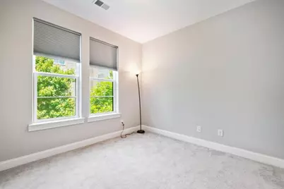 597 Broadview Place NE, Atlanta, GA 30324 - Photo 17