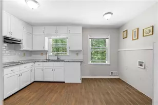 811 Corundum Ct, Stone Mountain, GA 30083 - Photo 7