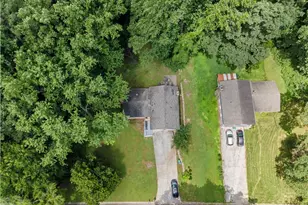 811 Corundum Ct, Stone Mountain, GA 30083 - Photo 21