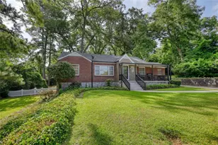 990 Oakland Ave SE, Conyers, GA 30012 - Photo 5