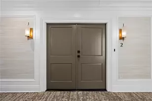 3334 Peachtree Rd NE, Atlanta, GA 30326 - Photo 3