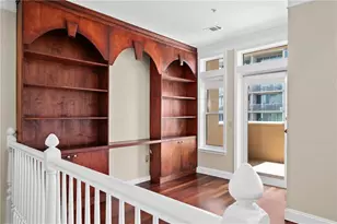 3334 Peachtree Rd NE, Atlanta, GA 30326 - Photo 7