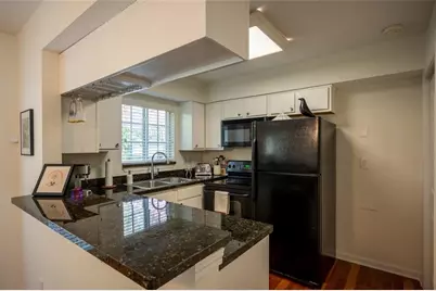 6940 Roswell Road #15C, Atlanta, GA 30328 - Photo 9