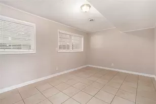 2946 Carriage Ln, Atlanta, GA 30349 - Photo 9