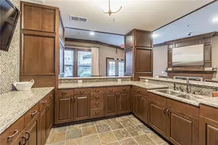 901 Abernathy Rd NE, Atlanta, GA 30328 - Photo 39