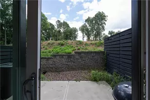 1261 Chelsea Circle, Atlanta, GA 30318 - Photo 19