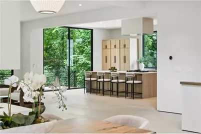 1320 Mayfair Drive NE, Brookhaven, GA 30324 - Photo 15