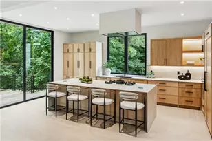 1320 Mayfair Dr NE, Brookhaven, GA 30324 - Photo 17