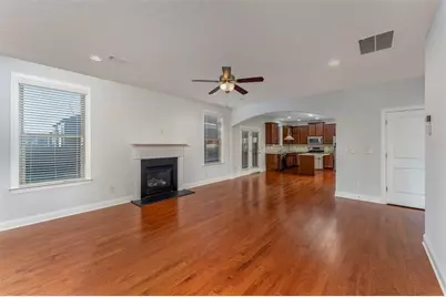 624 E East Hampton Place, Canton, GA 30115 - Photo 11