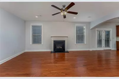 624 E East Hampton Place, Canton, GA 30115 - Photo 9