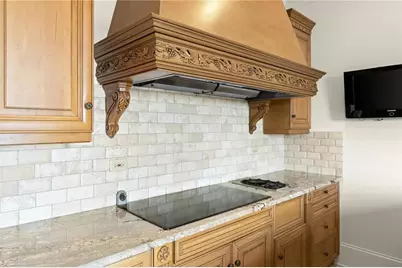 3657 Peachtree Road NE #8A, Atlanta, GA 30319 - Photo 17