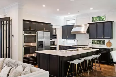 34 Peachtree Circle NE, Atlanta, GA 30309 - Photo 21