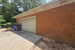 6385 Lower Dixie Lake Rd, Union City, GA 30291 - Photo 3