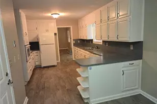 6385 Lower Dixie Lake Rd, Union City, GA 30291 - Photo 13