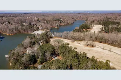 614 East Lake Drive, Gainesville, GA 30506 - Photo 9